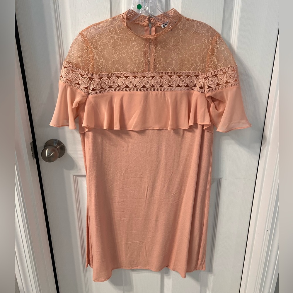Blush shift dress in size Xs with beautiful neck lace detailing